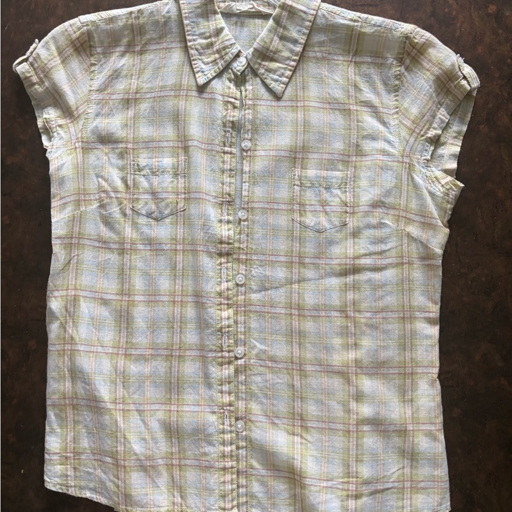 Aeropostale Green and Beige Plaid Shirt